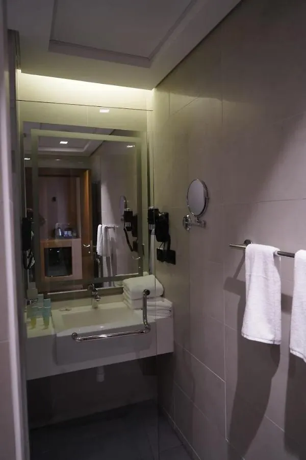 Al Hayat Hotel Charjah 4*,